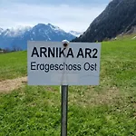Arnika *