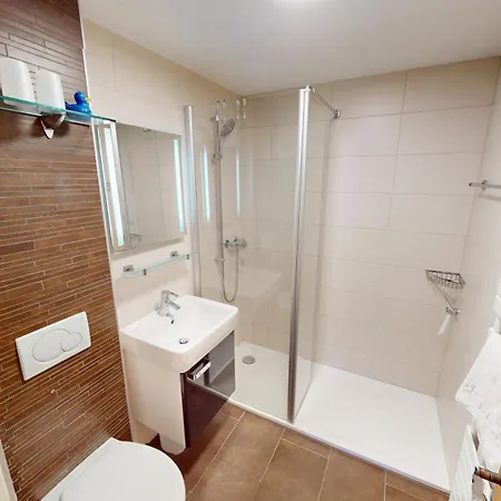 Arnika Apartment *
